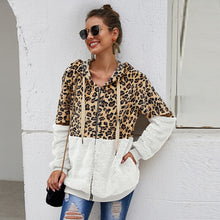 Load image into Gallery viewer, Leopard Zipper hoodie
