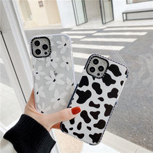 Load image into Gallery viewer, Daisy/Cowprint phone cover
